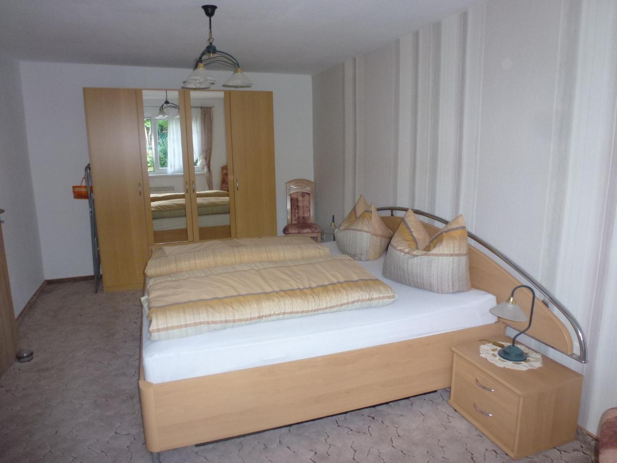 Ferienwohnung Bradatsch Catterfeld المظهر الخارجي الصورة